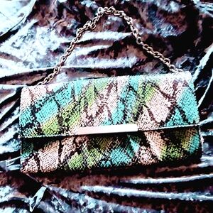 SHOULDER CLUTCH POPPIE BAG WITH CHAIN SHOULDER STRAP. BEAUTIFUL VIBRANT COLORS.